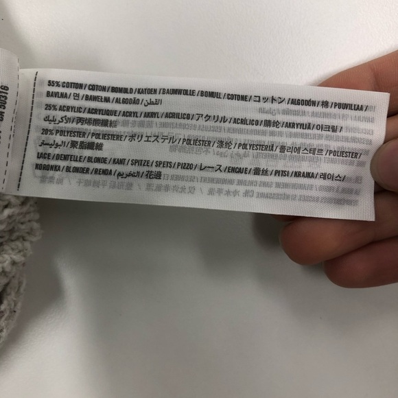 Hollister Knit Long Sleeve Cropped Sweater Size M/L - Picture 5 of 9